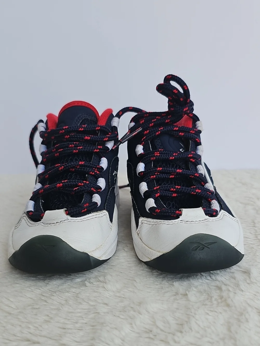 Reebok Question Mid USA Iverson Basketball Shoes Navy White Red Boys Size 11